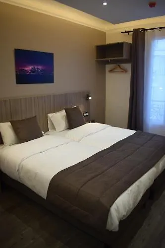 Hotel Puy De Dome Paris